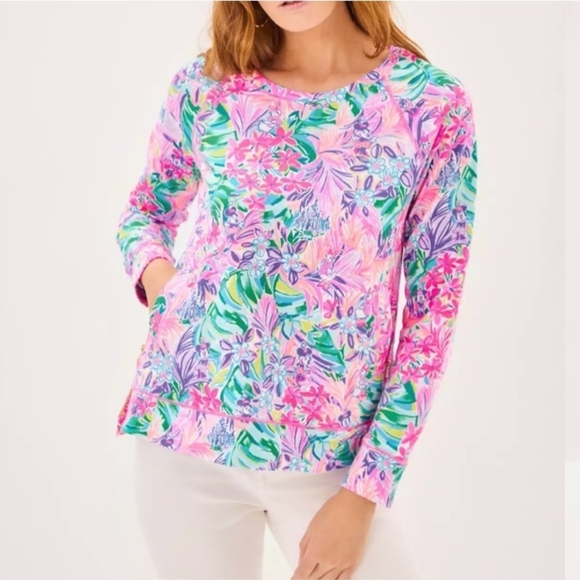 Lilly Pulitzer Tops - NWT Lilly Pulitzer x Disney Beachcomber Sweatshirt